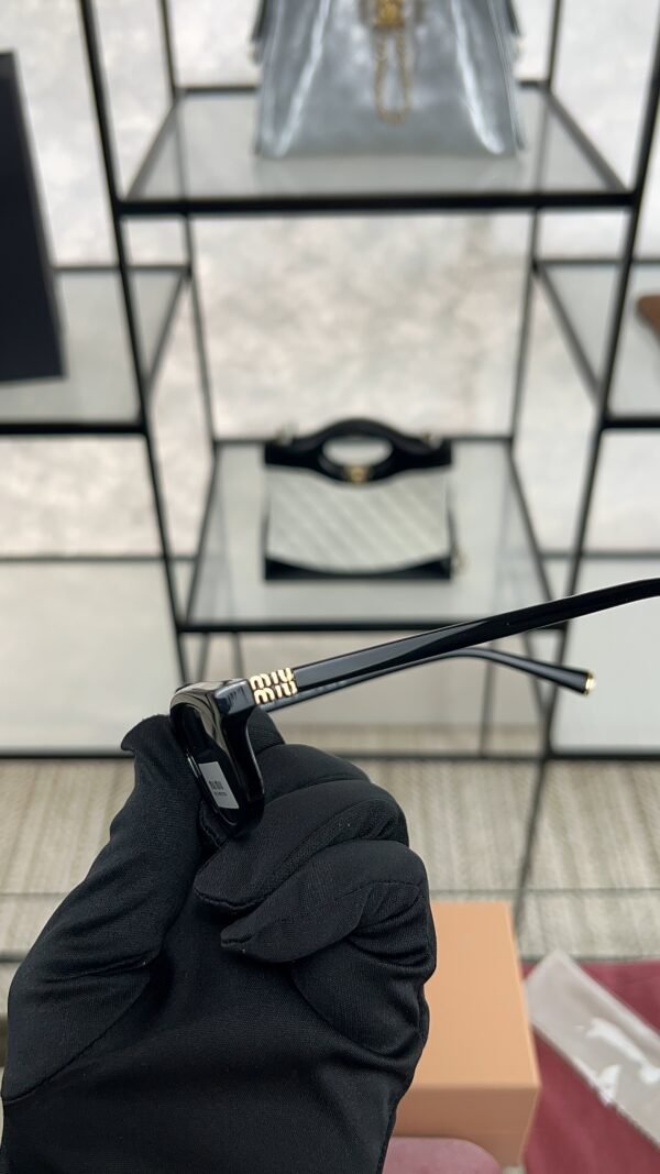 MiuMiu MU A06S  Sunglasses