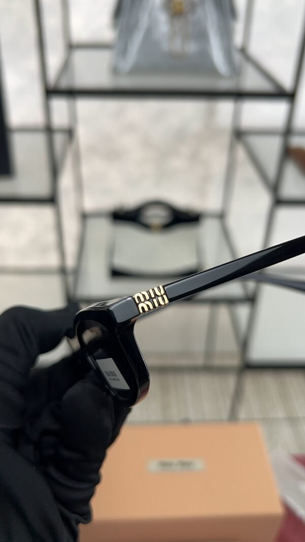 MiuMiu MU A06S  Sunglasses