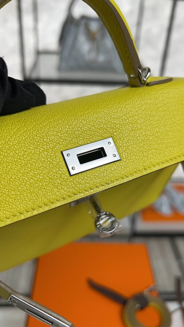 Hermès Mini Kelly 20 Jaune de Naples/Beton Chevre With Silver Hardware