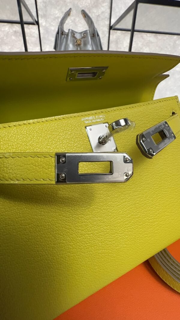 Hermès Mini Kelly 20 Jaune de Naples/Beton Chevre With Silver Hardware