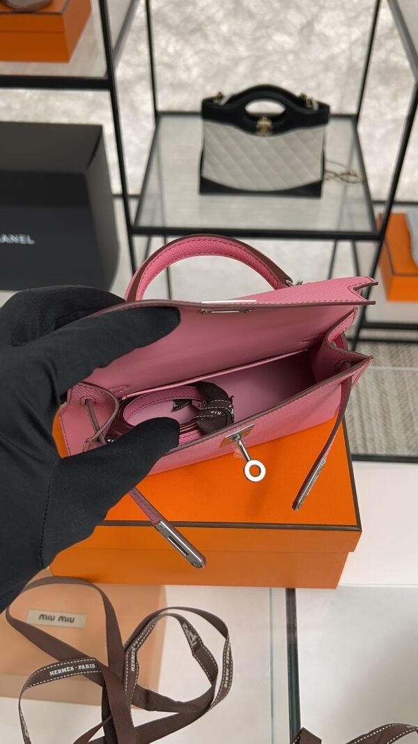 Hermès Mini Kelly 20 Pink Epsom With Silver Hardware