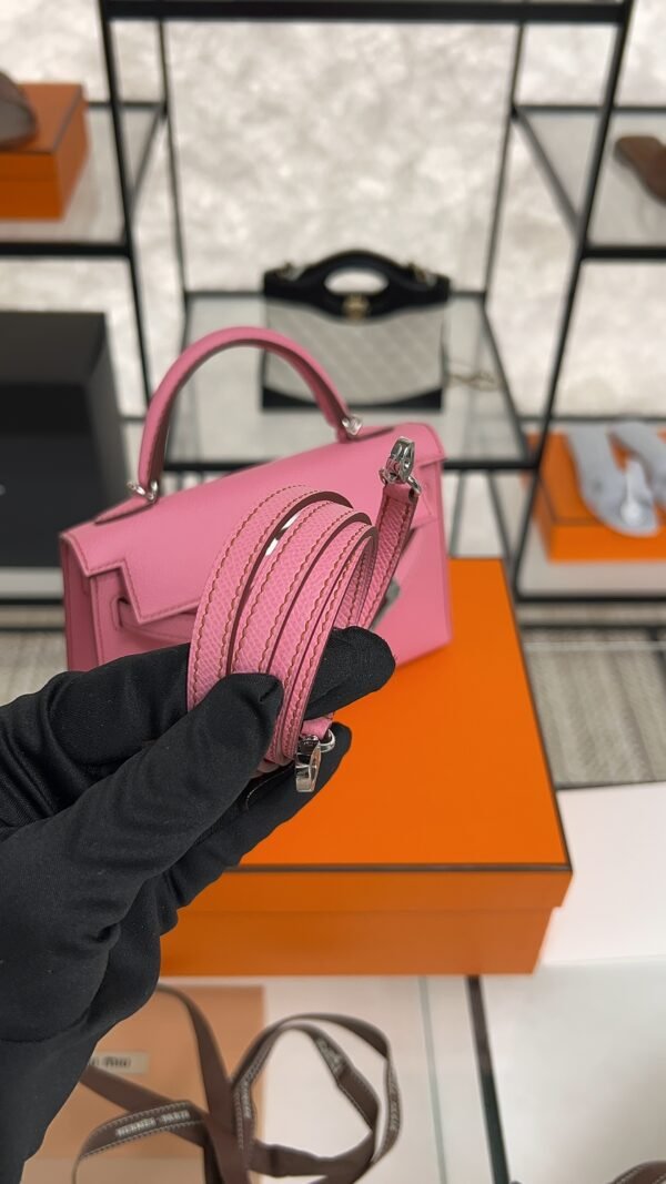 Hermès Mini Kelly 20 Pink Epsom With Silver Hardware