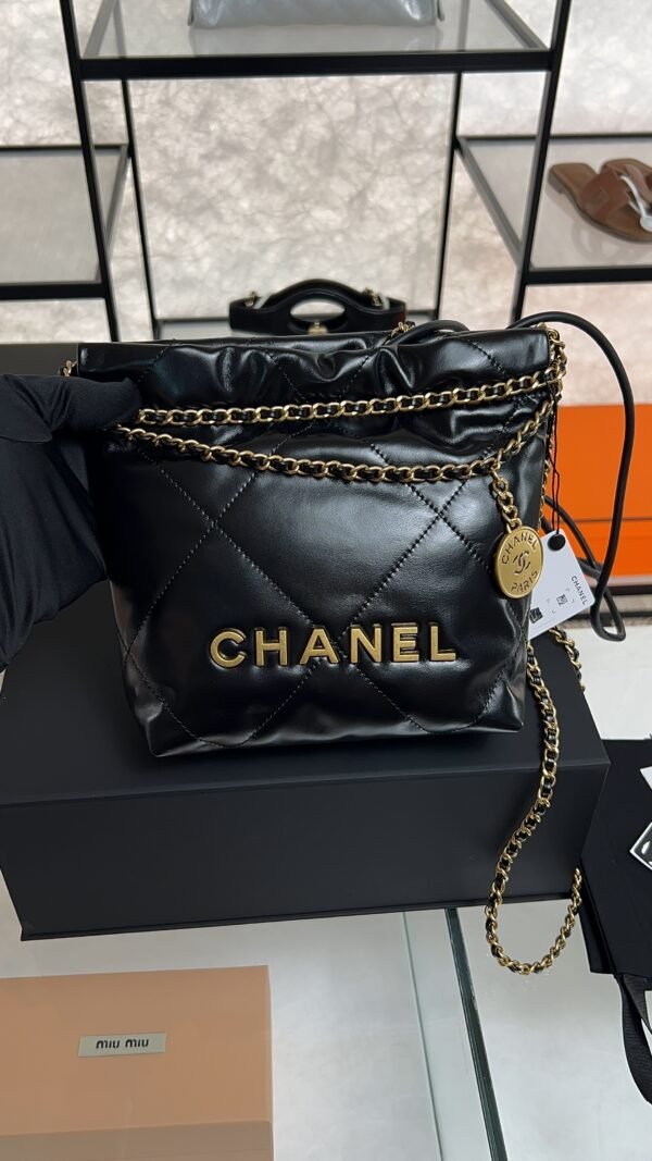 CHANEL 22 Mini Handbag Shiny Calfskin & Gold-Tone Metal Black