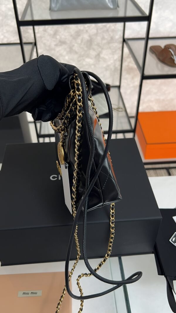 CHANEL 22 Mini Handbag Shiny Calfskin & Gold-Tone Metal Black