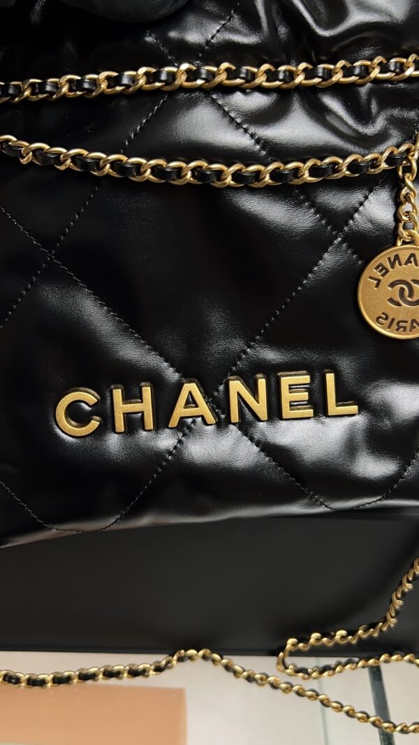 CHANEL 22 Mini Handbag Shiny Calfskin & Gold-Tone Metal Black