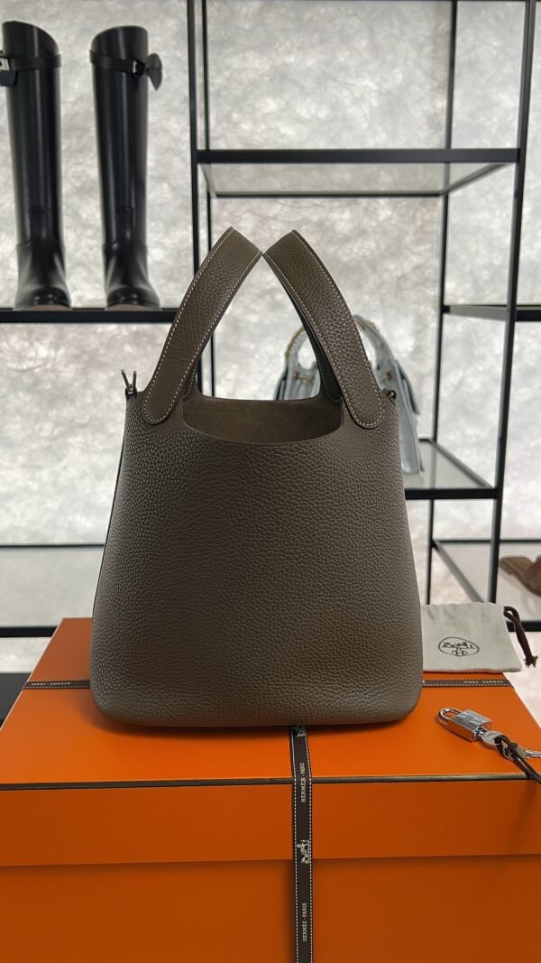Hermes Etoupe Taurillon Clemence Leather Picotin Lock 22 Bag