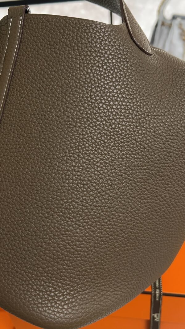 Hermes Etoupe Taurillon Clemence Leather Picotin Lock 22 Bag
