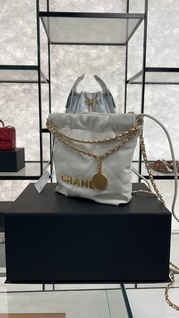 CHANEL 22 Mini Handbag Shiny Calfskin & Gold-Tone Metal White