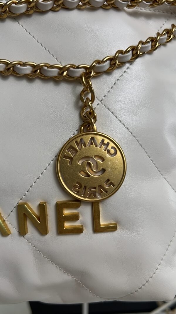 CHANEL 22 Mini Handbag Shiny Calfskin & Gold-Tone Metal White