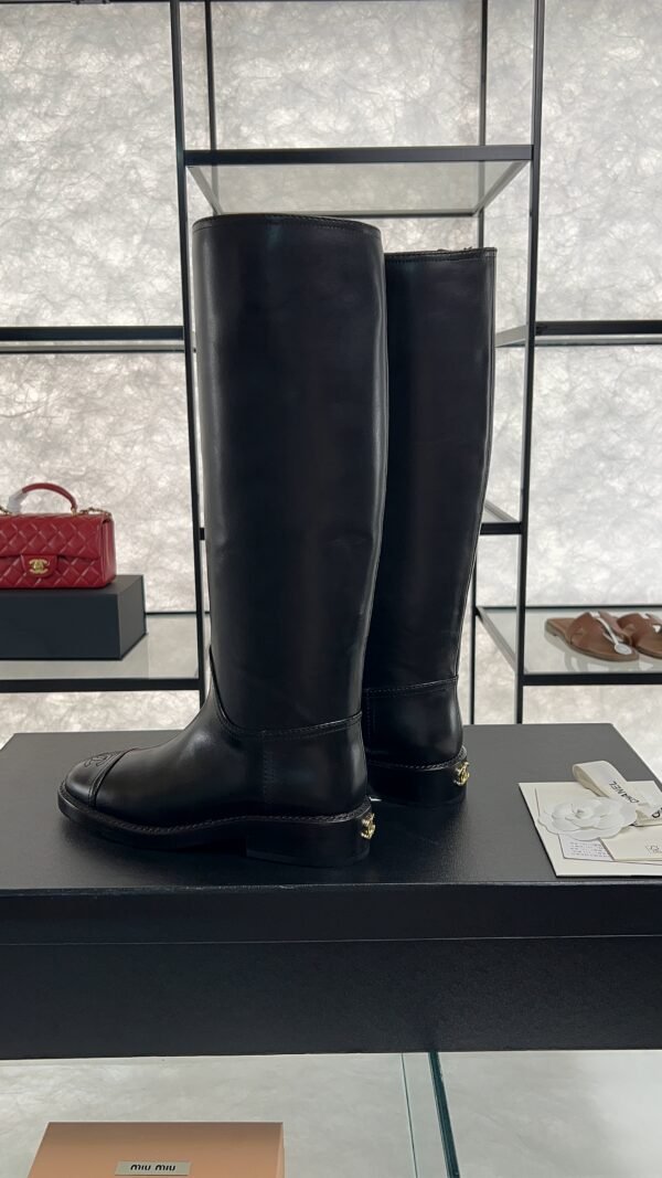 CHANEL Leather riding boots