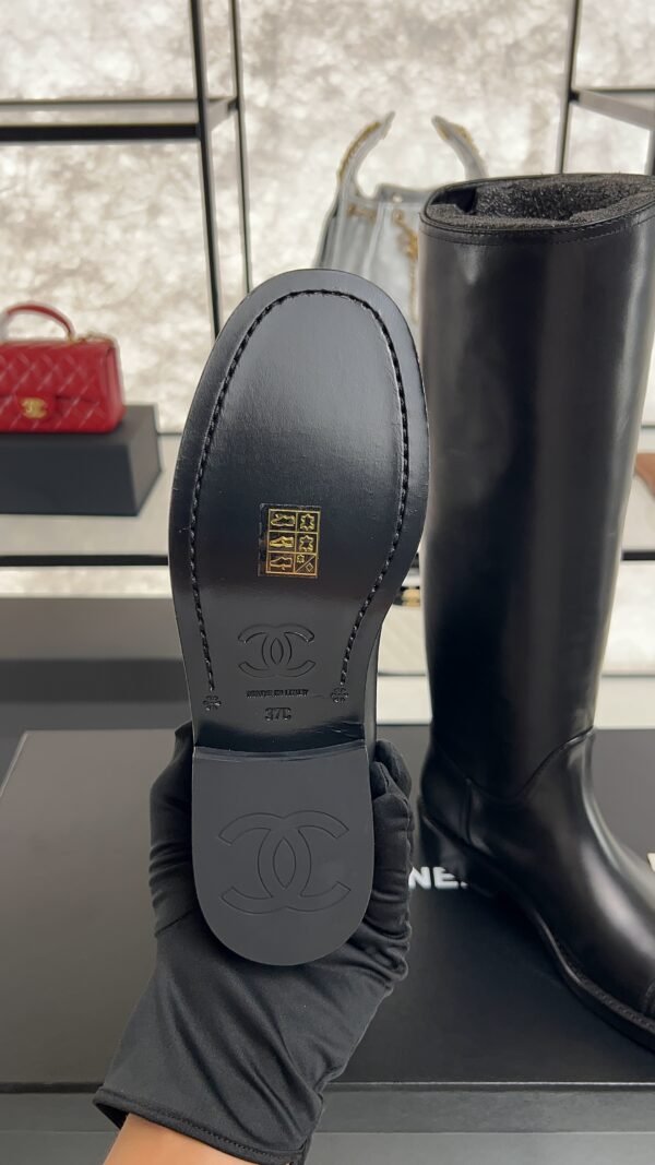 CHANEL Leather riding boots