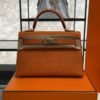 Hermès Mini Kelly 20 in Orange