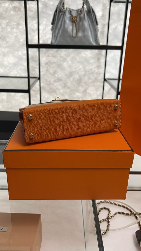 Hermès Mini Kelly 20 in Orange