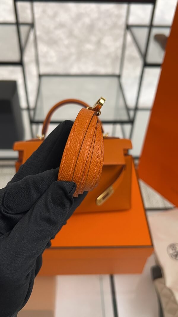 Hermès Mini Kelly 20 in Orange