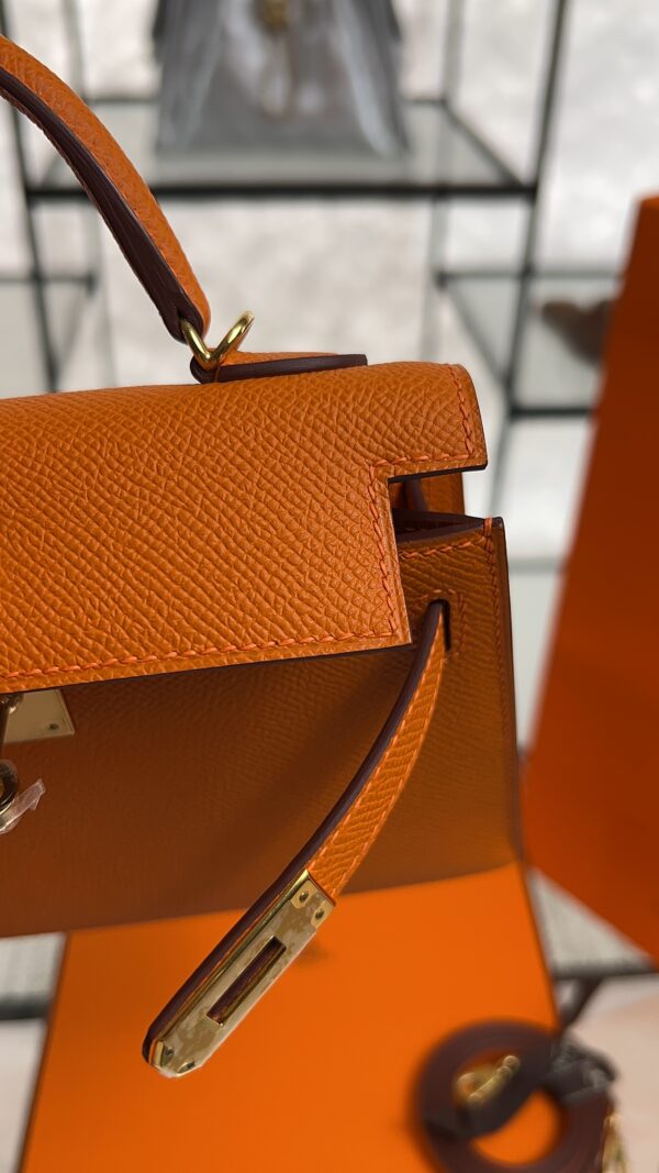 Hermès Mini Kelly 20 in Orange