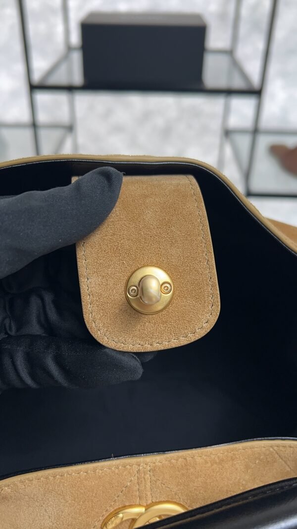 CHANEL 2024/25 Métiers d’art Shopping Bag