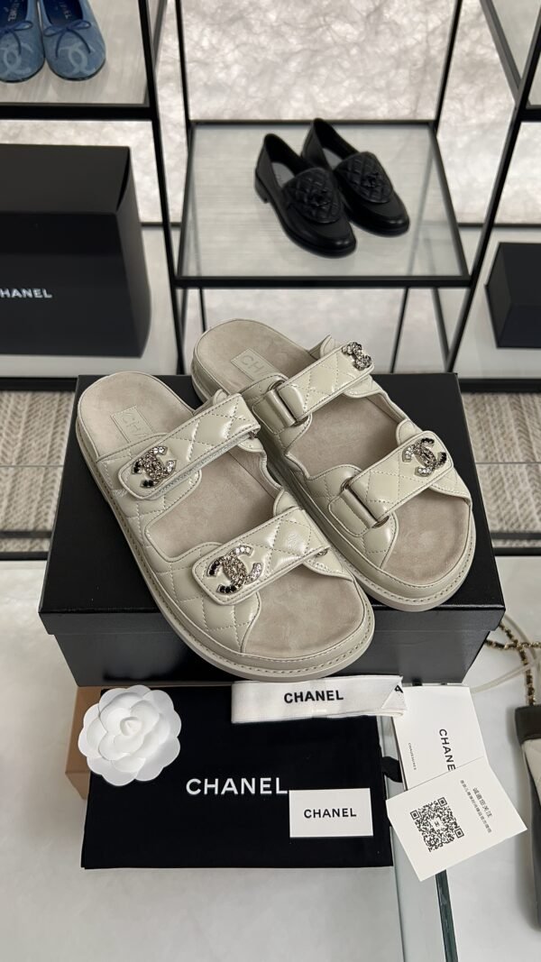 Chanel Dad Sandals Diamond CC logo Grey slippers