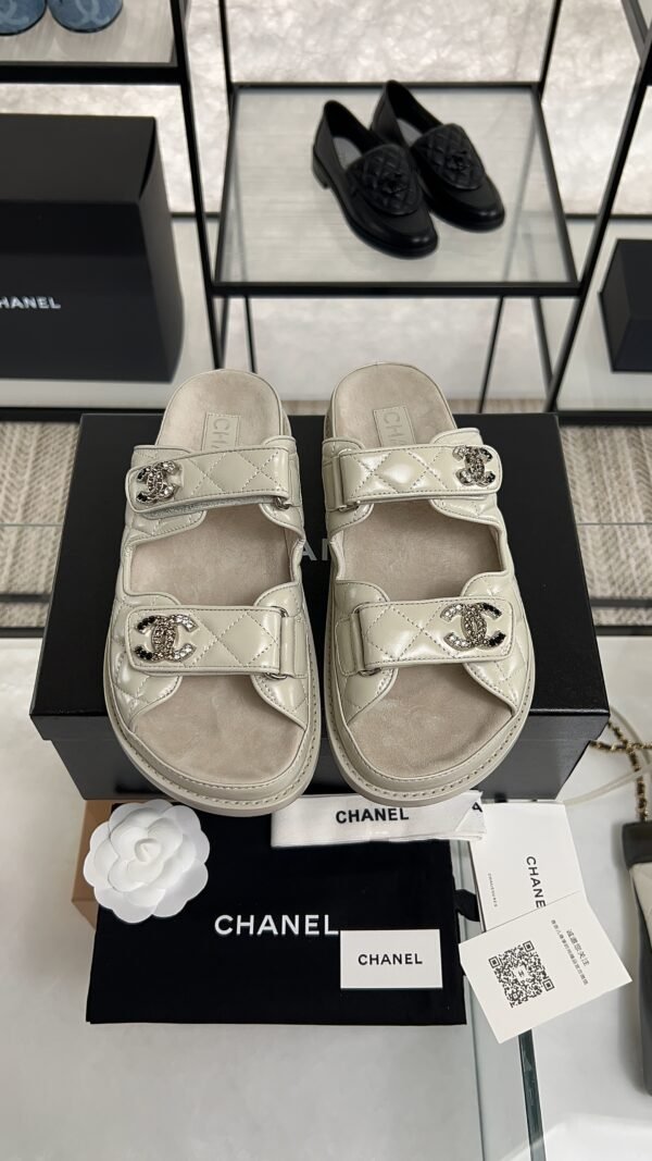 Chanel Dad Sandals Diamond CC logo Grey slippers
