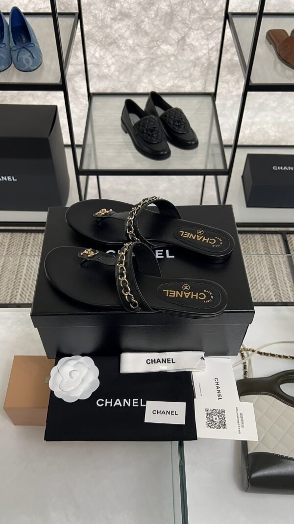 Chanel 25S Chain-Strap Sandals Black