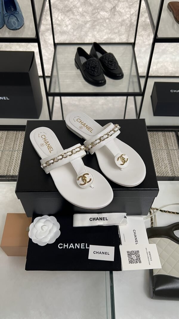 Chanel 25S Chain-Strap Sandals White