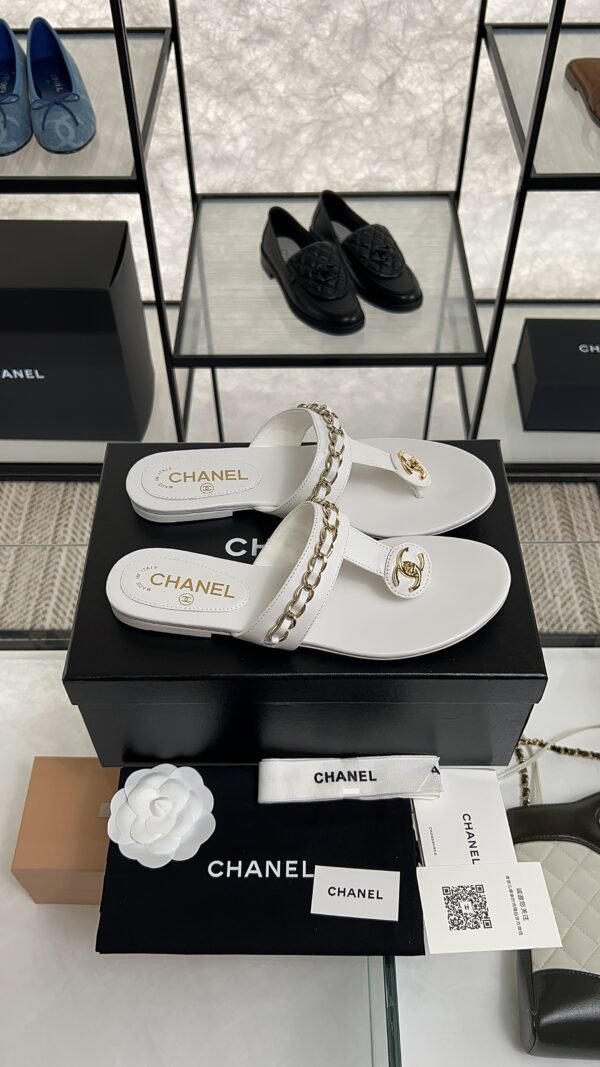 Chanel 25S Chain-Strap Sandals White