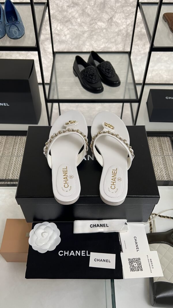 Chanel 25S Chain-Strap Sandals White
