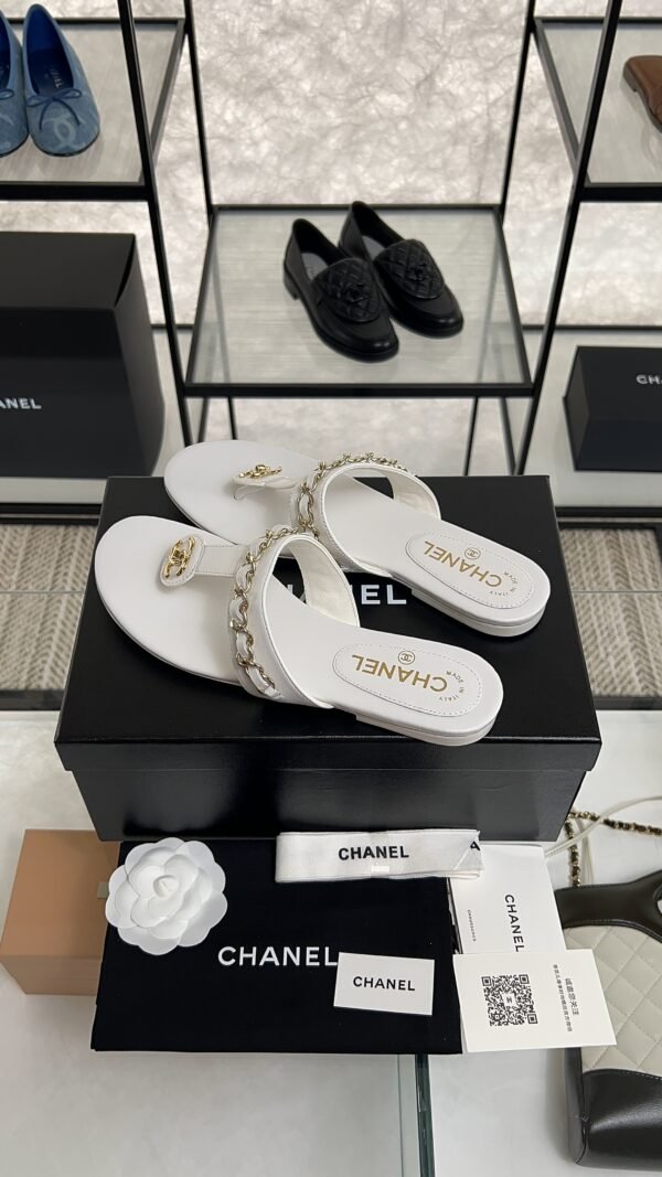 Chanel 25S Chain-Strap Sandals White