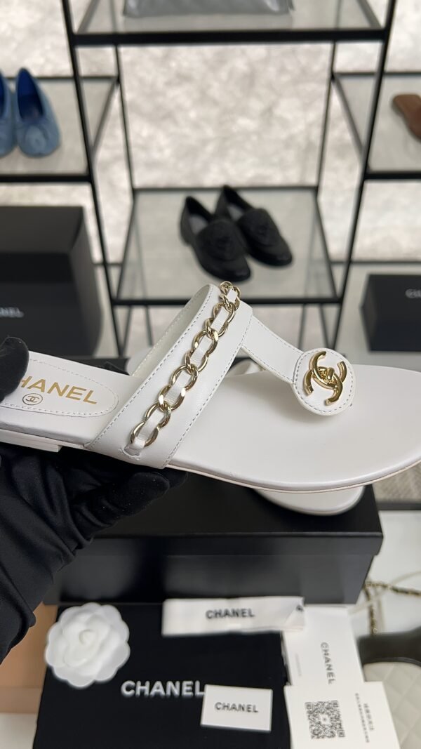 Chanel 25S Chain-Strap Sandals White