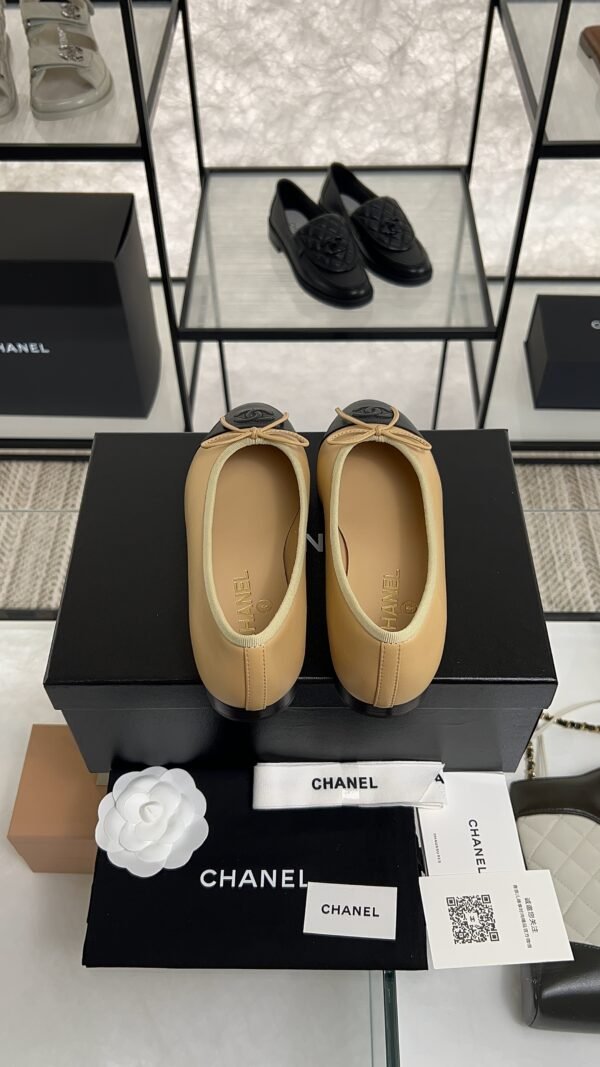 Chanel ballet flats Lambskin  Beige & Black