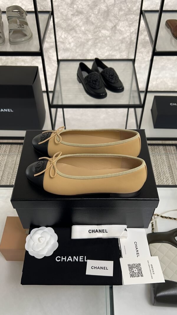 Chanel ballet flats Lambskin  Beige & Black