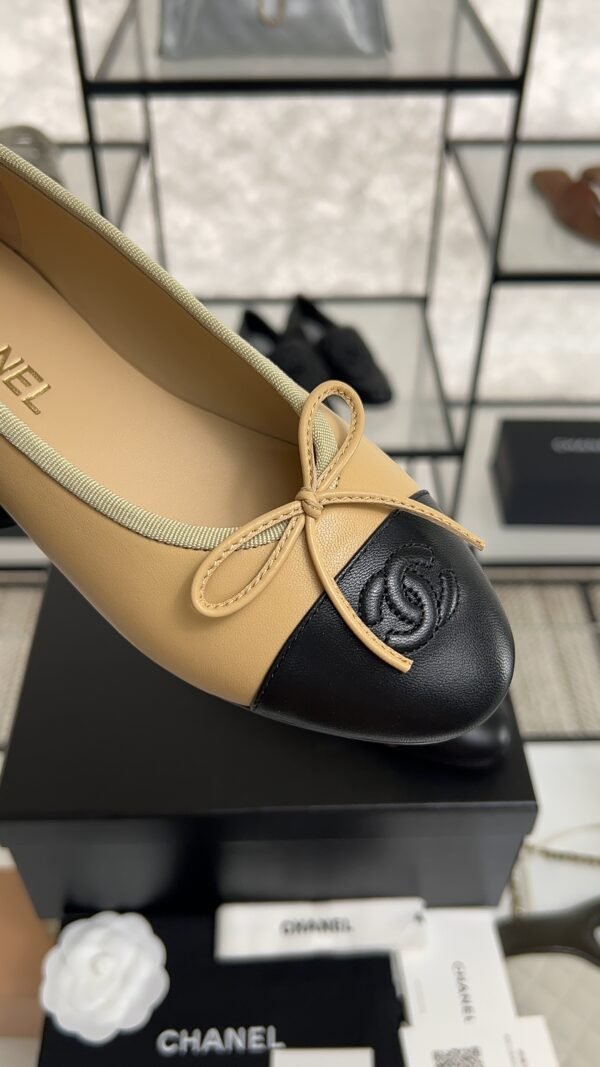 Chanel ballet flats Lambskin  Beige & Black