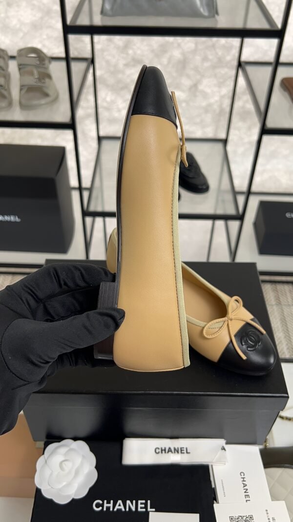 Chanel ballet flats Lambskin  Beige & Black