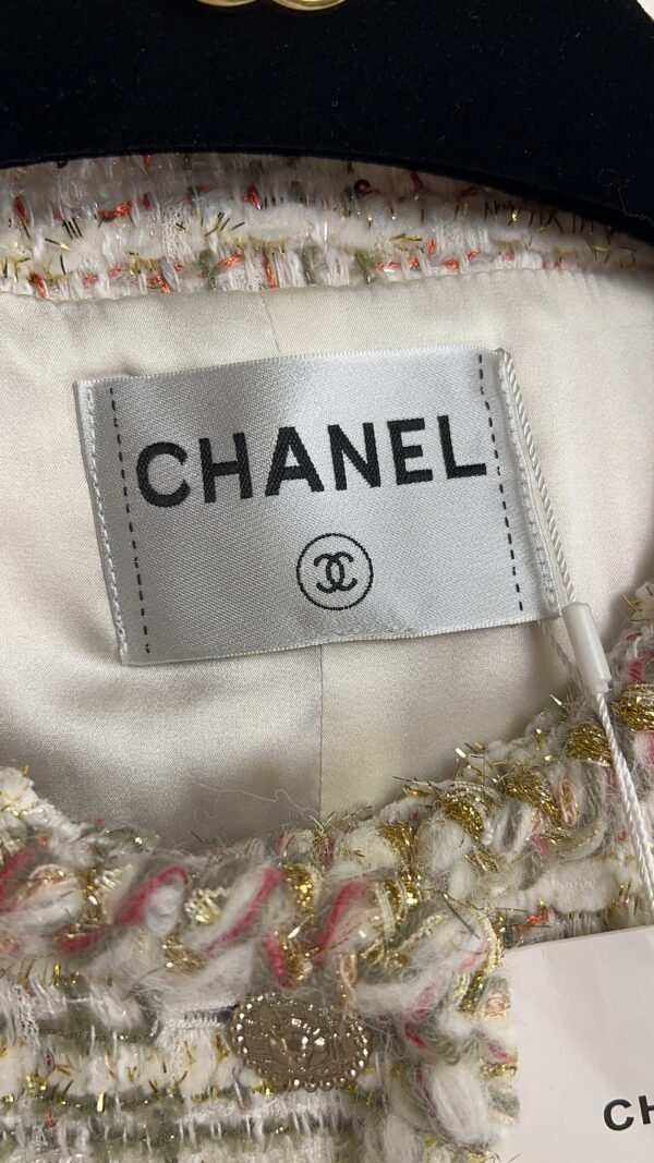 Chanel La Petite Veste Noire tweed blazer