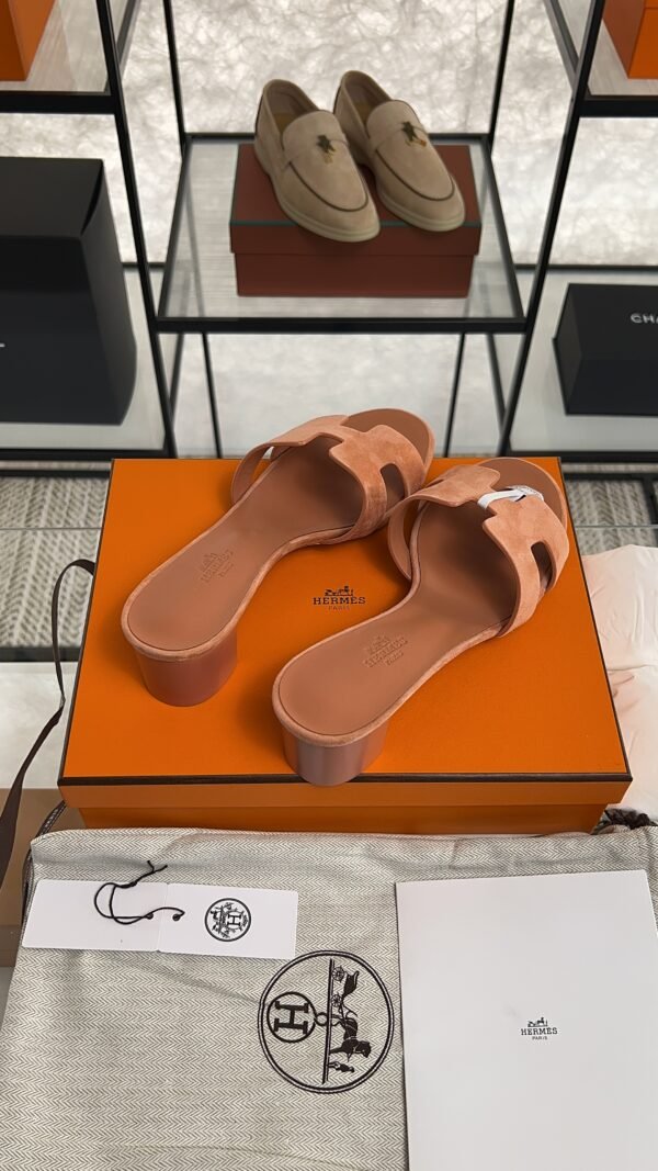 Hermès Sandals sandal rose bois de santal