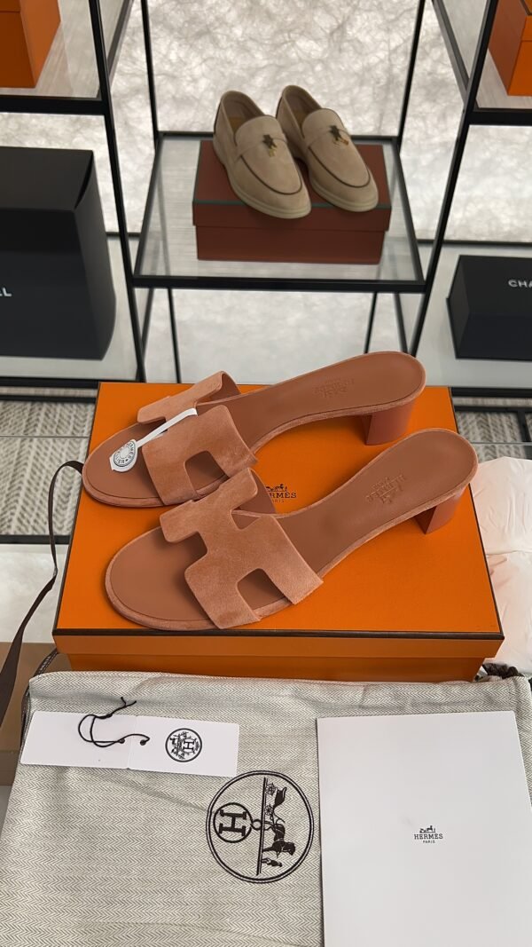 Hermès Sandals sandal rose bois de santal