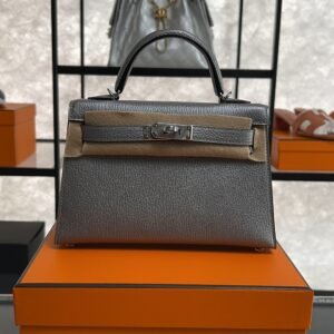 2025_10_15_14_04_IMG_7629 Hermes Mini Kelly II Gris Argente