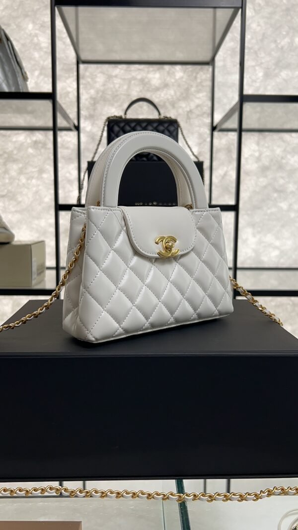 CHANEL KELLY 25C White Handle Shopping Bag