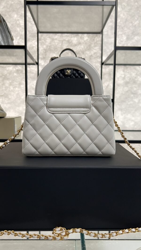 CHANEL KELLY 25C White Handle Shopping Bag