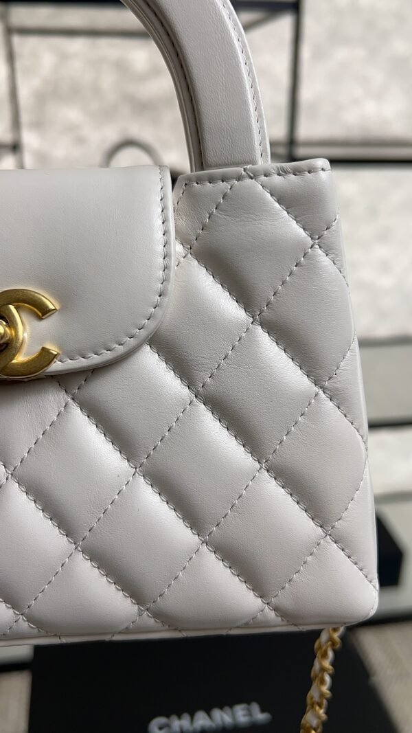 CHANEL KELLY 25C White Handle Shopping Bag