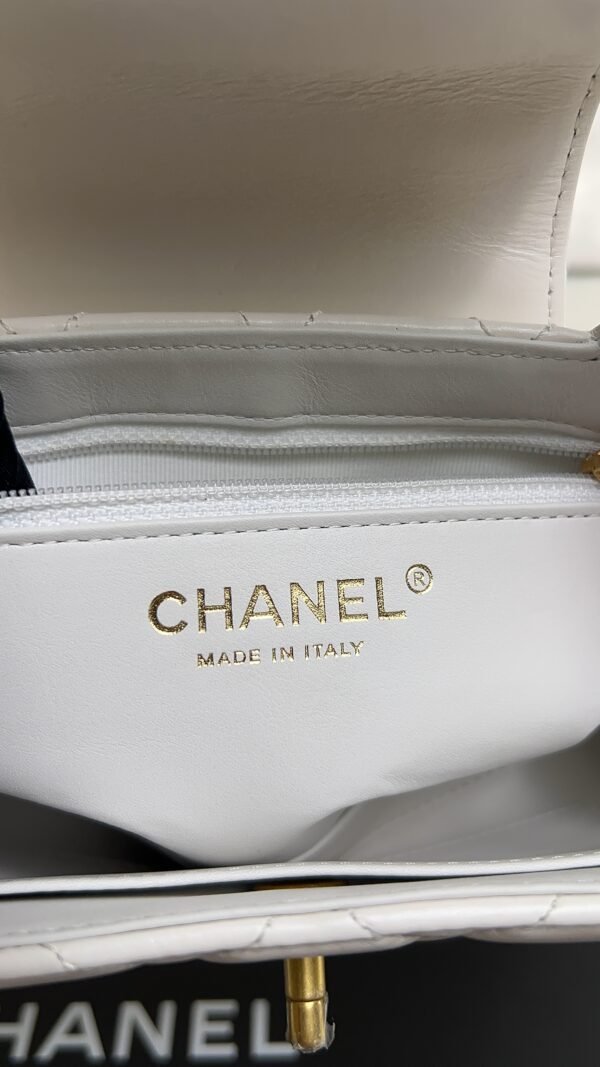 CHANEL KELLY 25C White Handle Shopping Bag