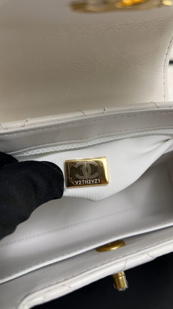CHANEL KELLY 25C White Handle Shopping Bag