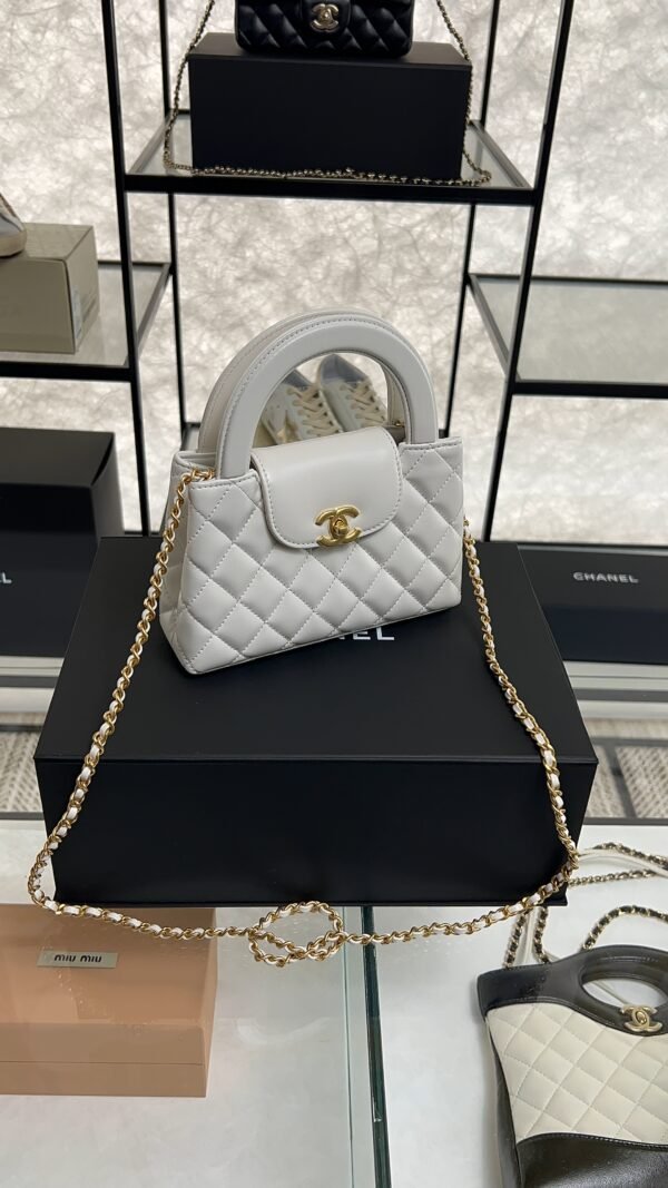 CHANEL KELLY 25C White Handle Shopping Bag