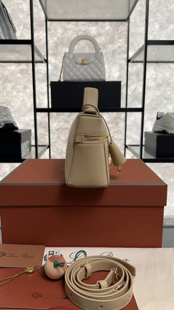 Loro Piana Extra Bag L23 Light Mastic/Sun Gold (D0Q7)