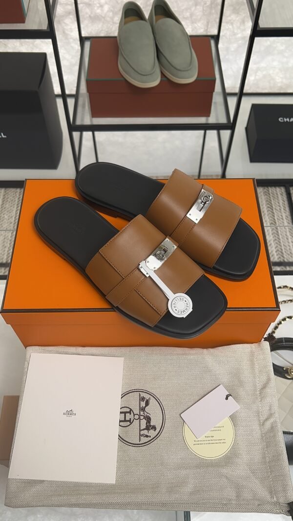 Hermès Gabriel sandal Black