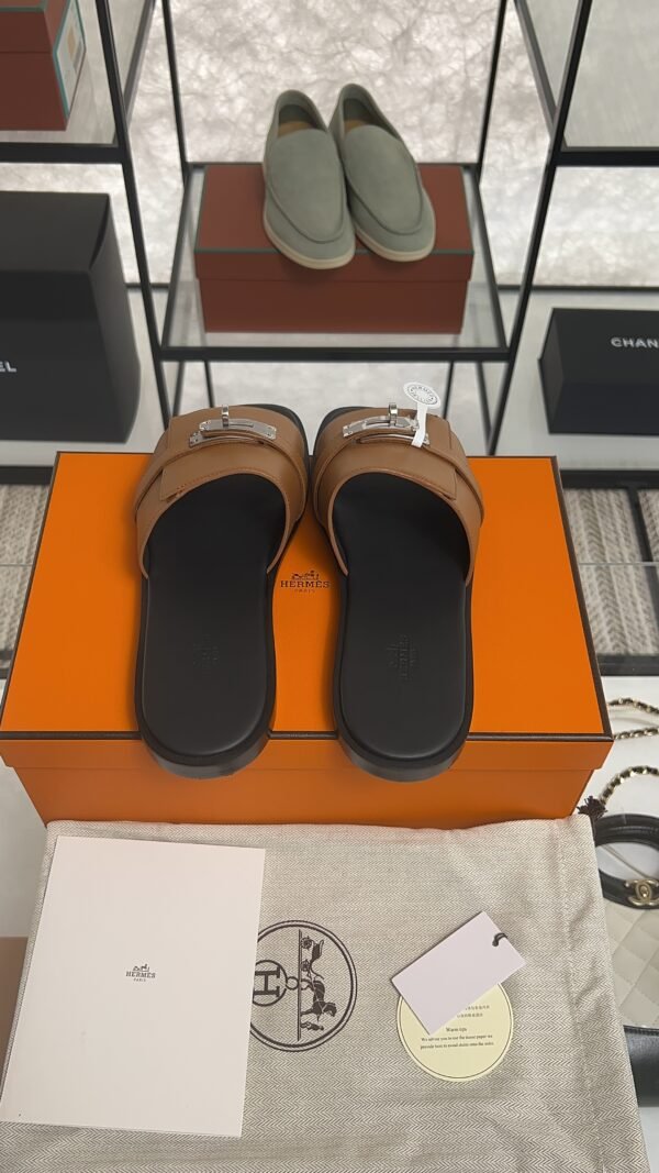 Hermès Gabriel sandal Black