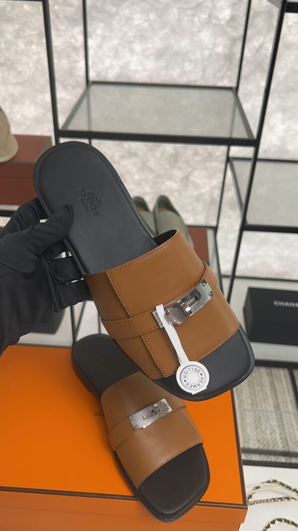 Hermès Gabriel sandal Black
