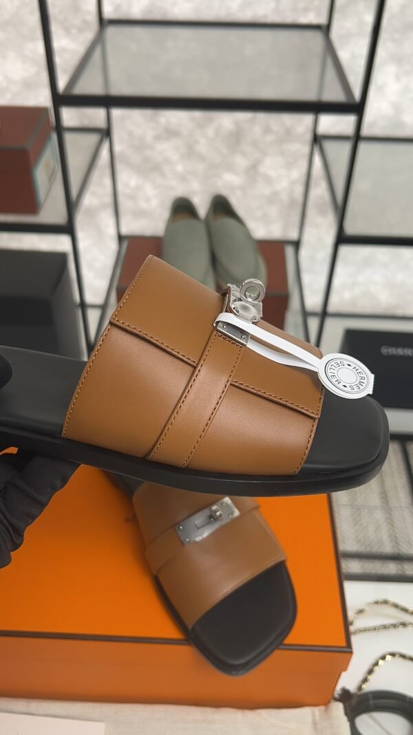 Hermès Gabriel sandal Black