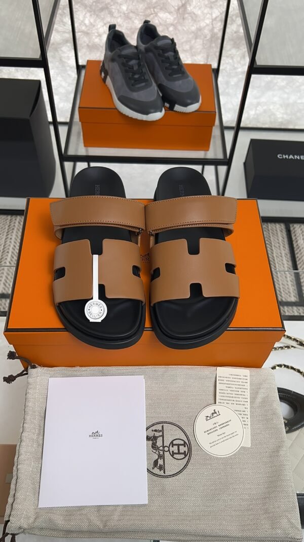Hermès Chypre sandal MEN Brown