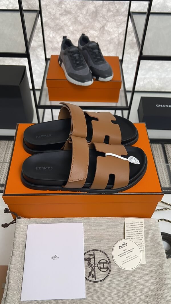 Hermès Chypre sandal MEN Brown