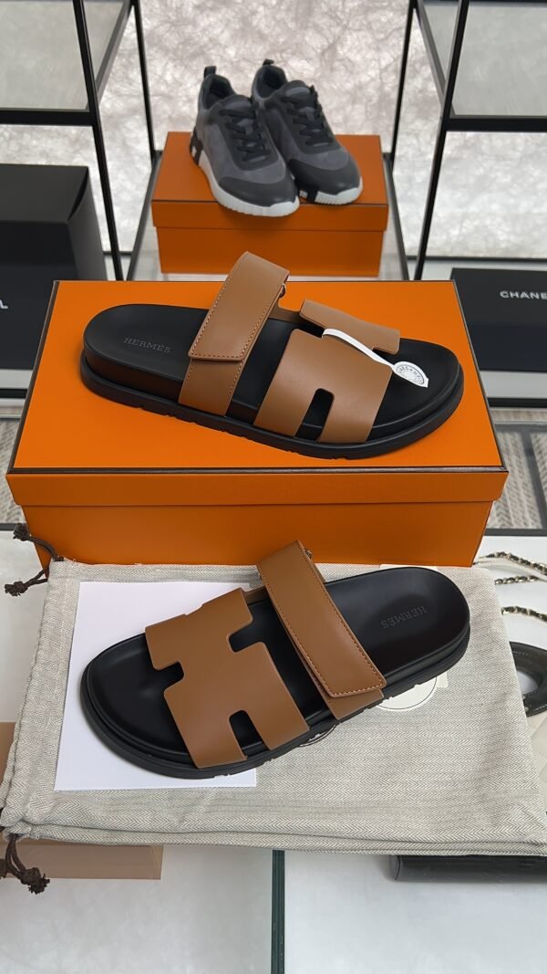 Hermès Chypre sandal MEN Brown